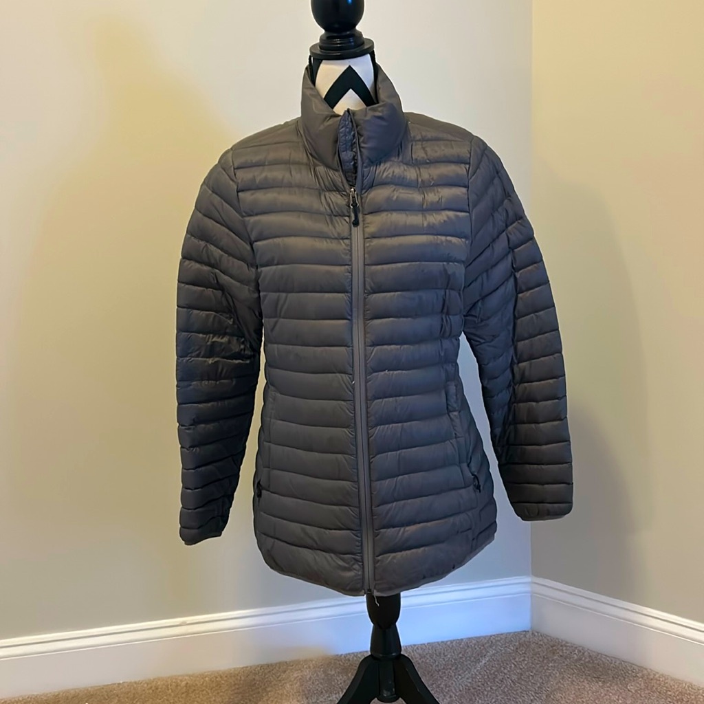 Cabelas Down Jacket.